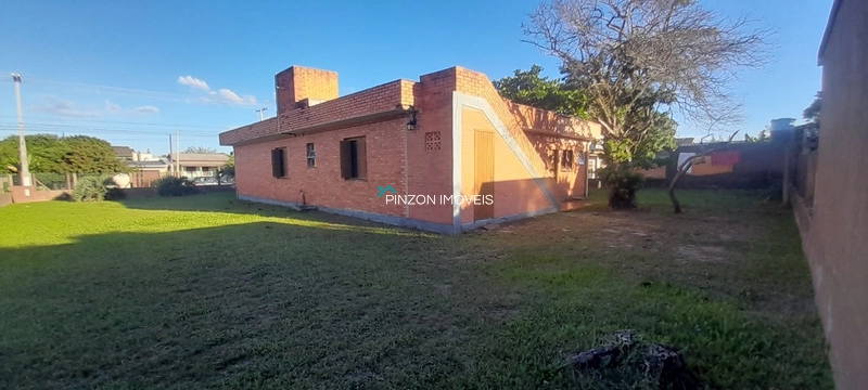 Casa com 3 terrenos no Balneário Jardim Olivia, na Av. principal.: 6ª foto da galeria de imagens do imóvel