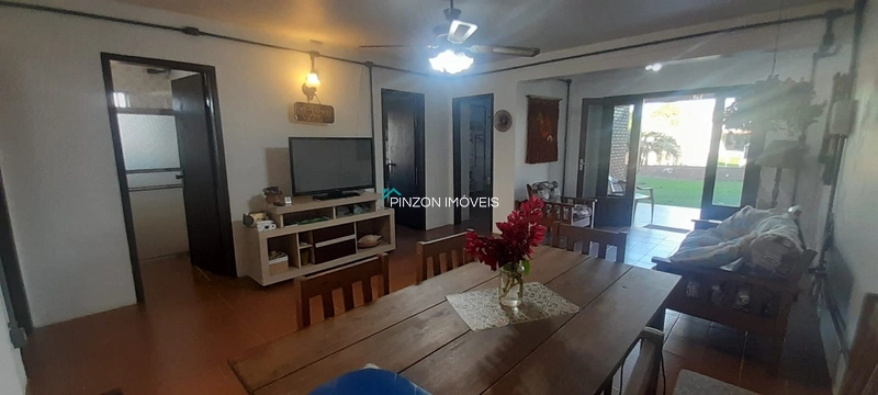 Casa com 3 terrenos no Balneário Jardim Olivia, na Av. principal.: 26ª foto da galeria de imagens do imóvel