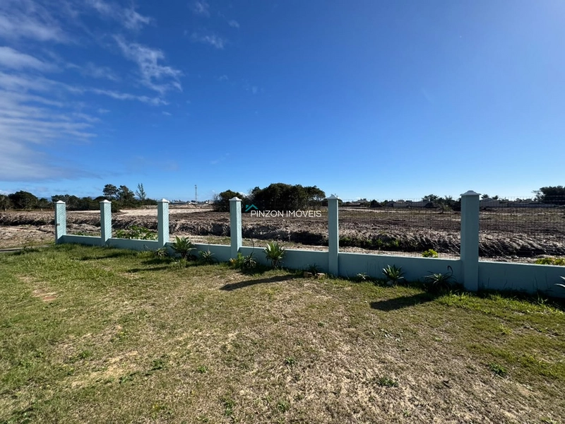 CASA A 250 METROS DA PRAIA - ORIENTAÇÃO CARDEAL OESTE: 6ª foto da galeria de imagens do imóvel