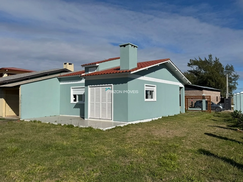 CASA A 250 METROS DA PRAIA - ORIENTAÇÃO CARDEAL OESTE: 3ª foto da galeria de imagens do imóvel