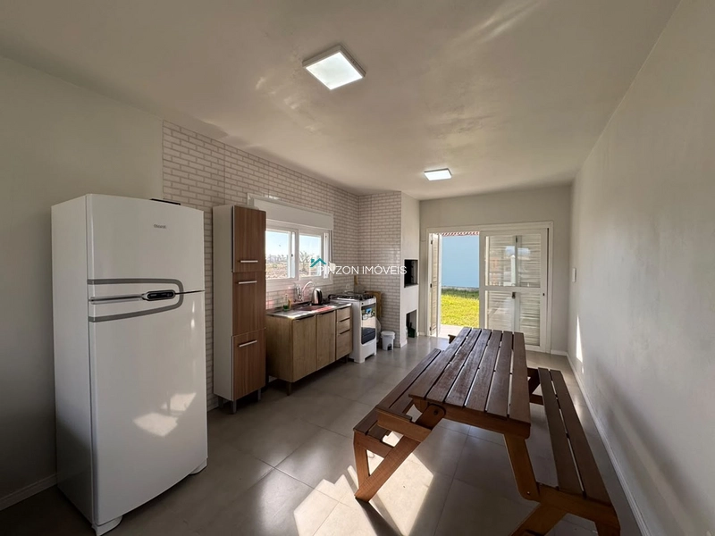 CASA A 250 METROS DA PRAIA - ORIENTAÇÃO CARDEAL OESTE: 12ª foto da galeria de imagens do imóvel