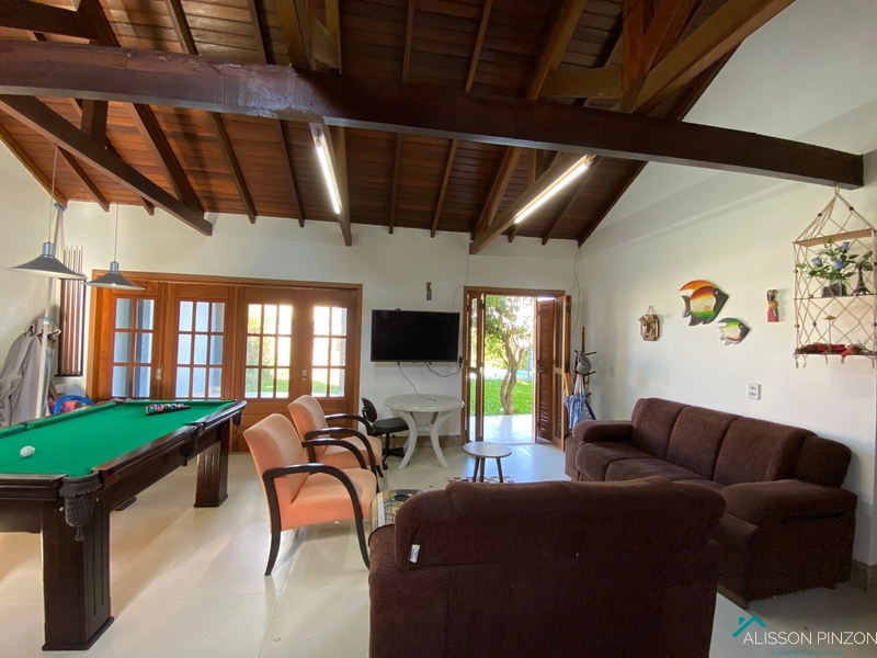CASA COM PISCINA A 250M DA PRAIA: 12ª foto da galeria de imagens do imóvel