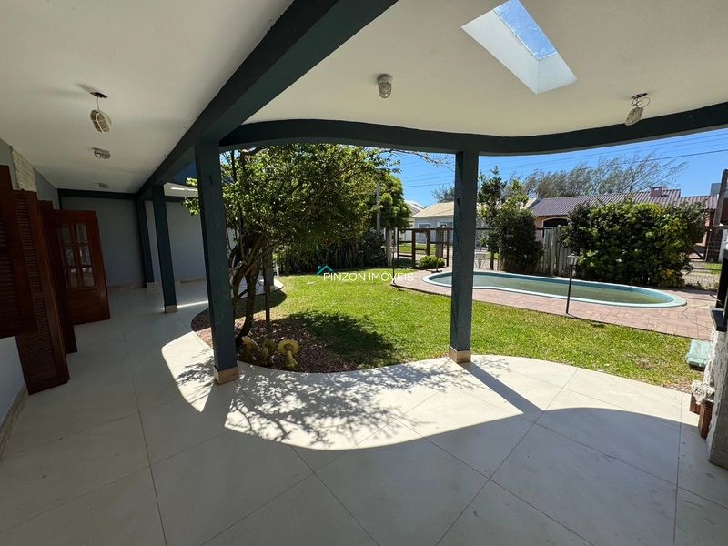 CASA COM PISCINA A 250M DA PRAIA: 6ª foto da galeria de imagens do imóvel