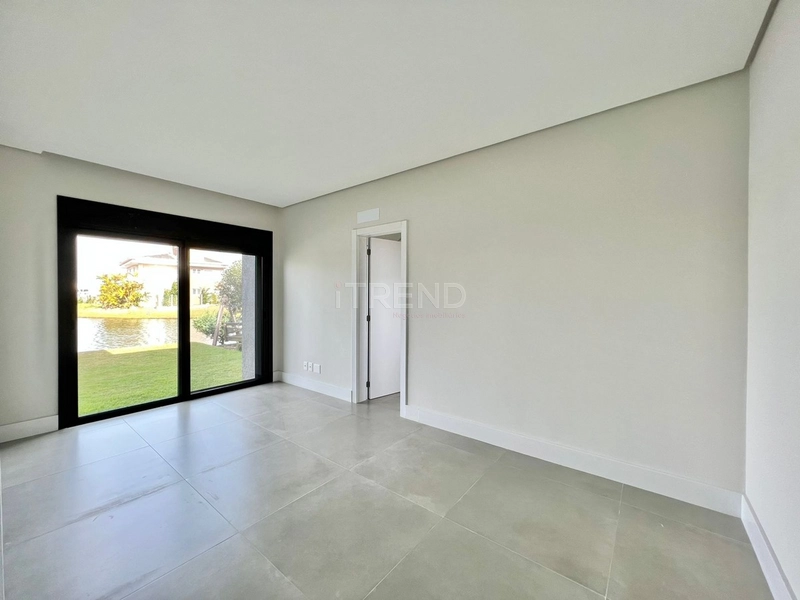 CASA NOVA, BEIRA LAGO, CONDOMÍNIO RIVIERA: 19ª foto da galeria de imagens do imóvel