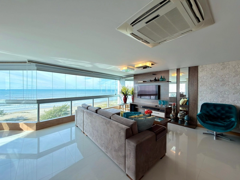APARTAMENTO DE FRENTE PARA O MAR: 20ª foto da galeria de imagens do imóvel