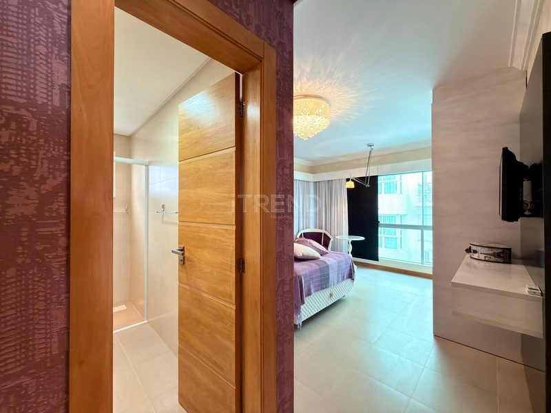 APARTAMENTO DE FRENTE PARA O MAR: 15ª foto da galeria de imagens do imóvel