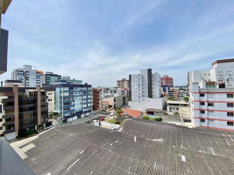 Um dormitório no centro de capão: 1ª foto da galeria de imagens do imóvel