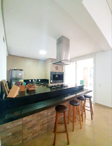CASA EM CONDOMINIO, 4 DORMITORIOS!: 2ª foto da galeria de imagens do imóvel