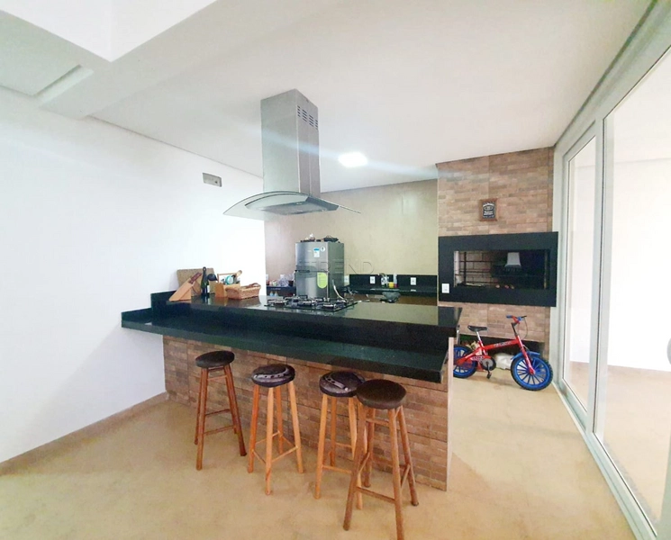 CASA EM CONDOMINIO, 4 DORMITORIOS!: 3ª foto da galeria de imagens do imóvel