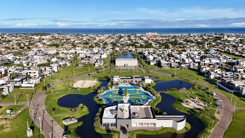 Sobrado à venda no condomínio Dubai Resort.: 23ª foto da galeria de imagens do imóvel