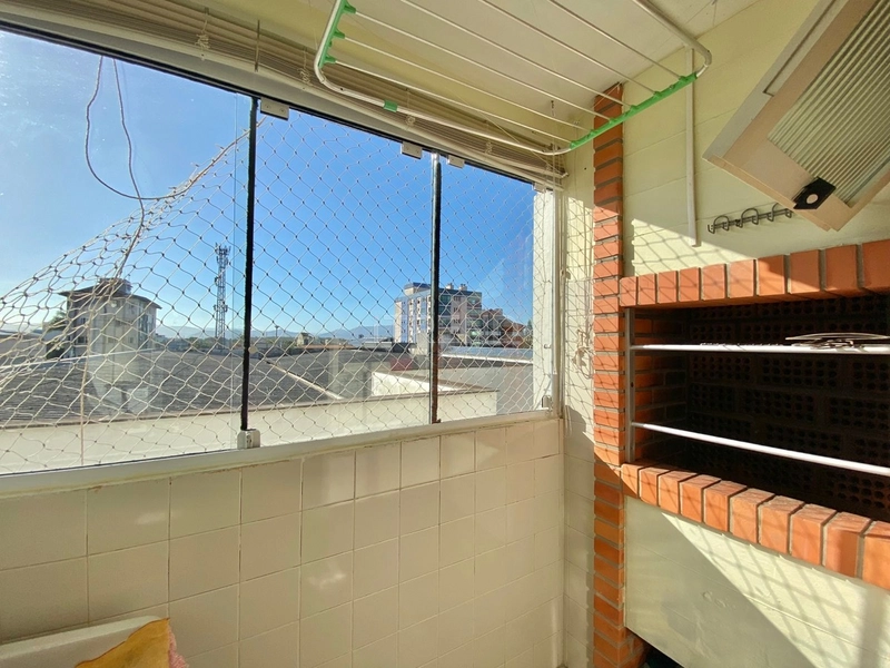 Apartamento com vista liberada: 3ª foto da galeria de imagens do imóvel