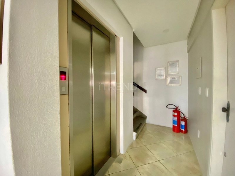 Apartamento com vista liberada: 2ª foto da galeria de imagens do imóvel