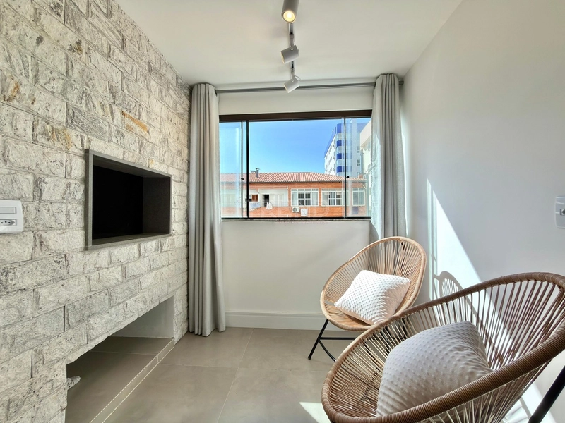 APARTAMENTO ESPAÇOSO, TOTALMENTE REFORMADO, PRONTO PARA USUFRUIR.: 7ª foto da galeria de imagens do imóvel