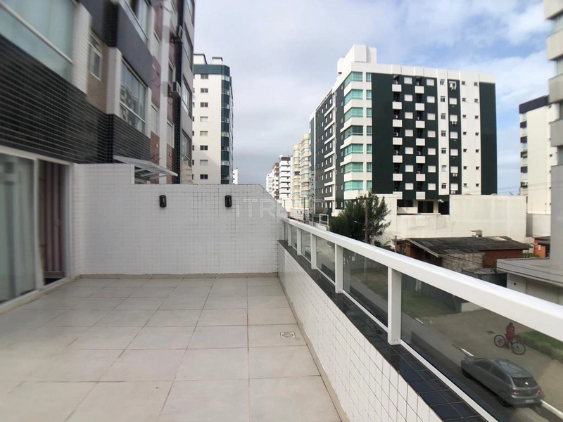 Apartamento com grande terraço: 43ª foto da galeria de imagens do imóvel