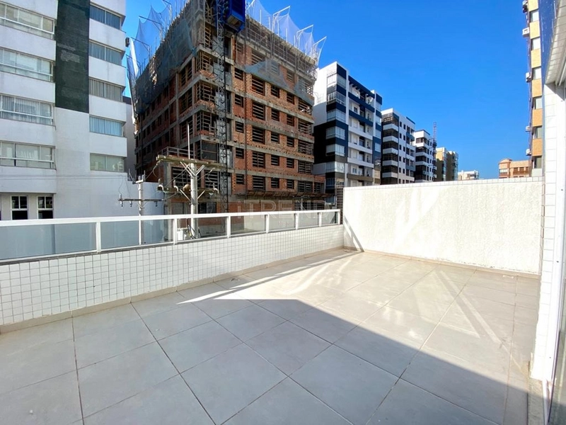 Apartamento com grande terraço: 27ª foto da galeria de imagens do imóvel