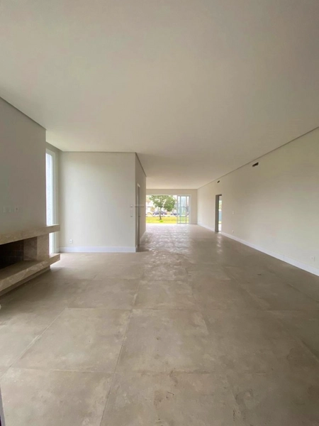 Casa Térrea Nova - Frente Leste: 1ª foto da galeria de imagens do imóvel