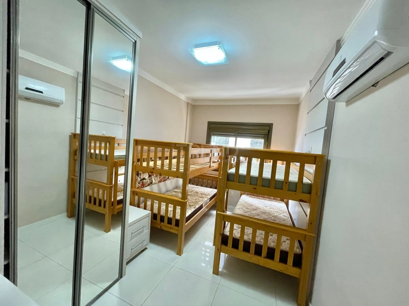 Amplo apartamento de frente: 15ª foto da galeria de imagens do imóvel