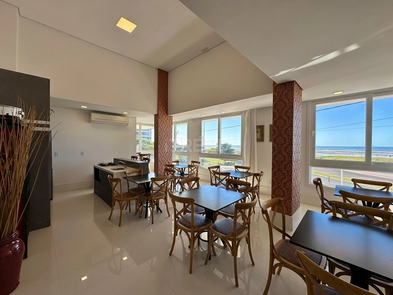 APARTAMENTO À VENDA  JUNTO A PRAÇA DO FAROL: 3ª foto da galeria de imagens do imóvel