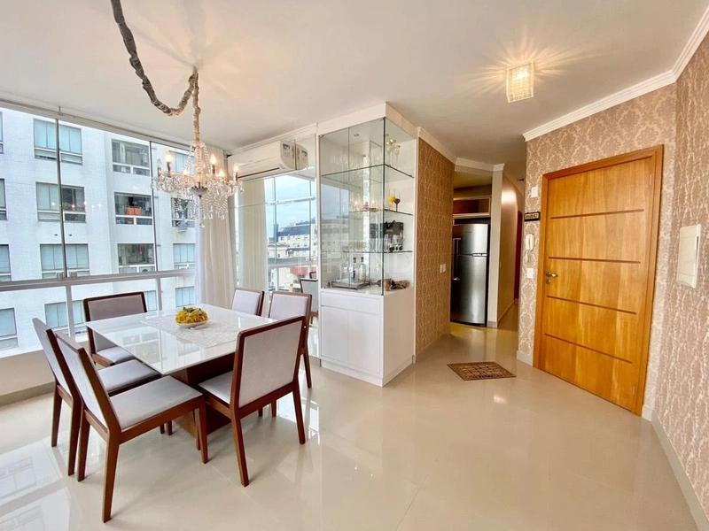 Apartamento 3 dormitórios com vista para o mar no Centro: 6ª foto da galeria de imagens do imóvel