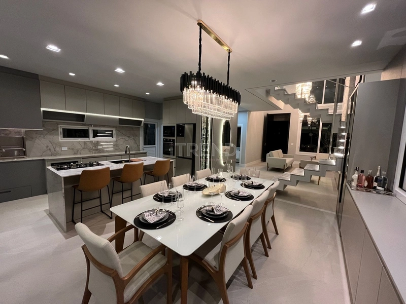 Linda Casa Em Condomínio!: 2ª foto da galeria de imagens do imóvel