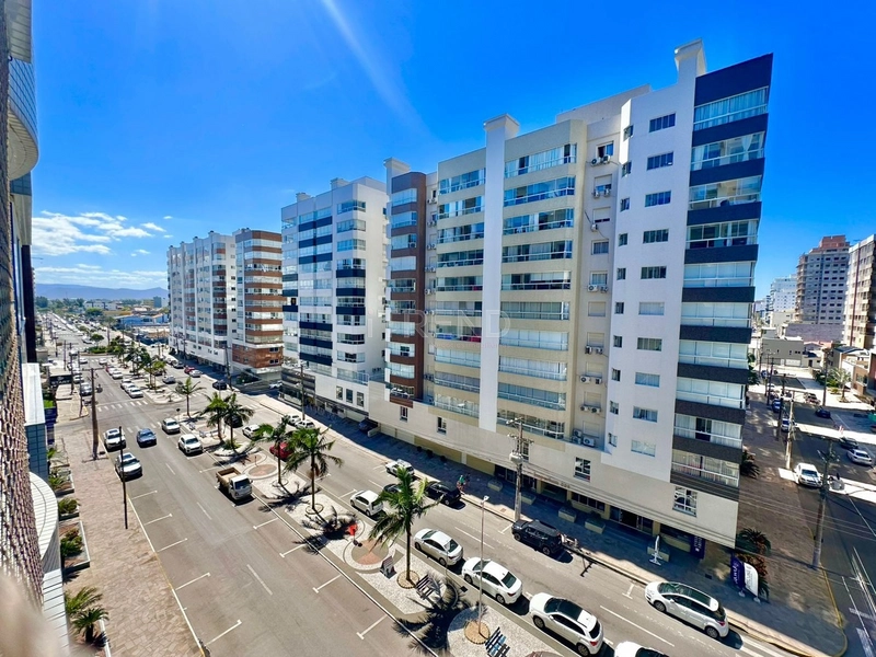 VISTA PARA O MAR E A AVENIDA UBIRAJARA: 20ª foto da galeria de imagens do imóvel