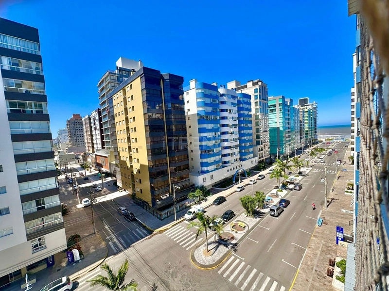 VISTA PARA O MAR E A AVENIDA UBIRAJARA: 9ª foto da galeria de imagens do imóvel
