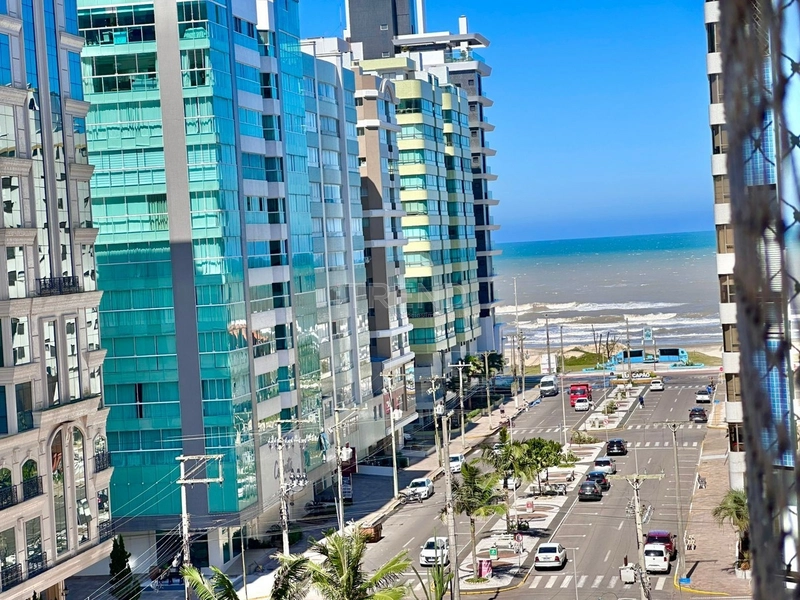 VISTA PARA O MAR E A AVENIDA UBIRAJARA: 30ª foto da galeria de imagens do imóvel