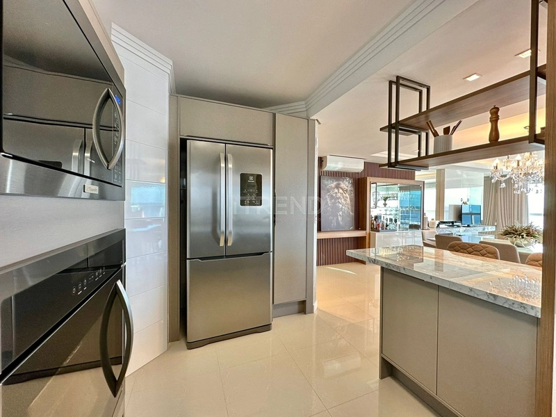 APARTAMENTO FRENTE MAR: 3ª foto da galeria de imagens do imóvel