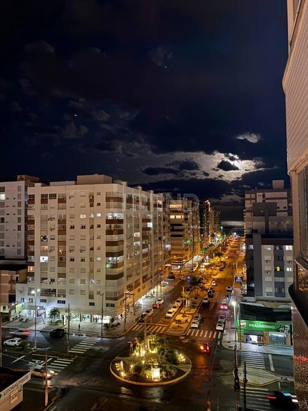 Sacada de Frente: 17ª foto da galeria de imagens do imóvel