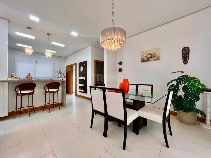 Casa 3 Suítes Mobiliada no Condomínio Condado de Capão: 1ª foto da galeria de imagens do imóvel