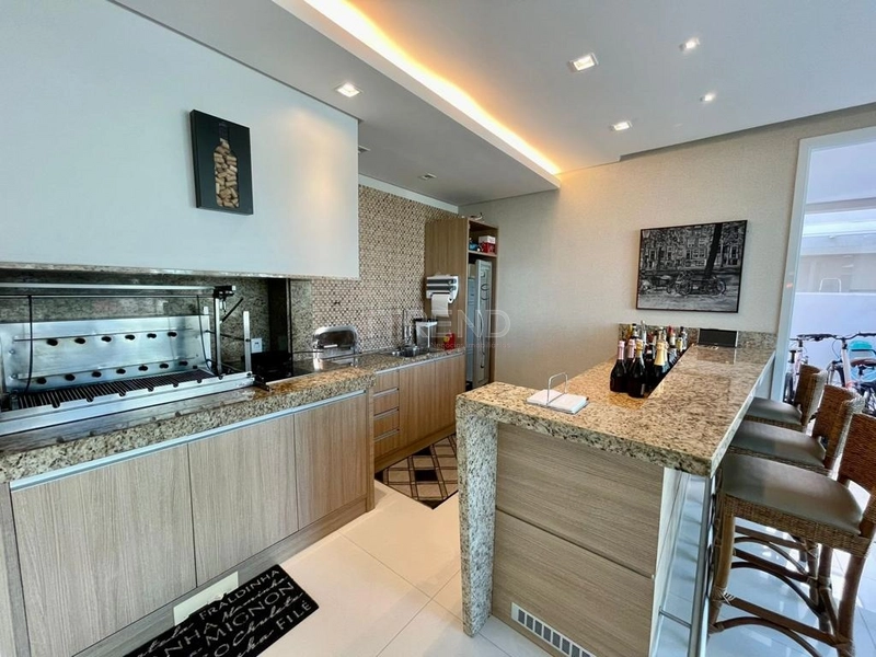 Magnifica e luxuosa mansão de 7 suítes no Condado: 4ª foto da galeria de imagens do imóvel