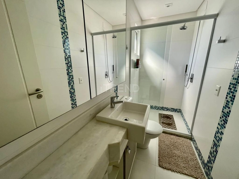 Magnifica e luxuosa mansão de 7 suítes no Condado: 9ª foto da galeria de imagens do imóvel