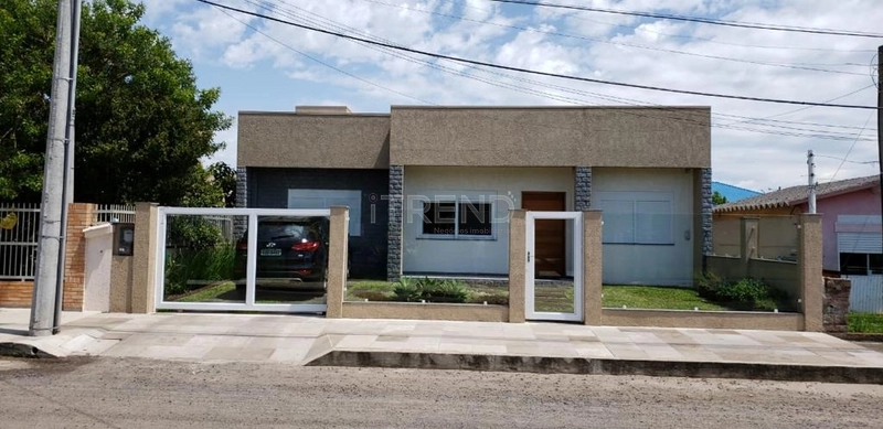 Excelente casa moderna no centro de Xangri-lá.: 1ª foto da galeria de imagens do imóvel
