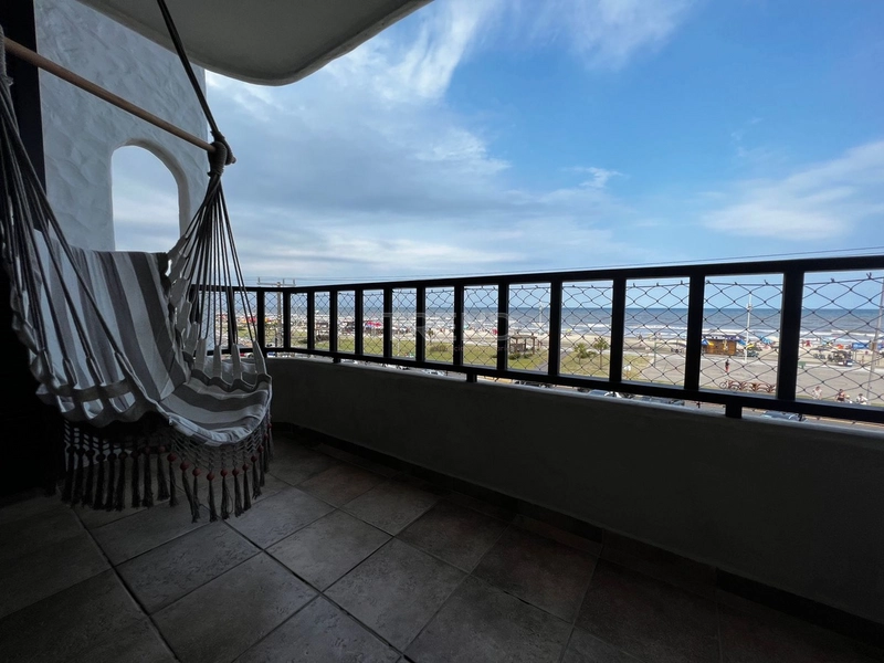Apartamento com dois dormitorios com sacada separada a beira mar!: 16ª foto da galeria de imagens do imóvel