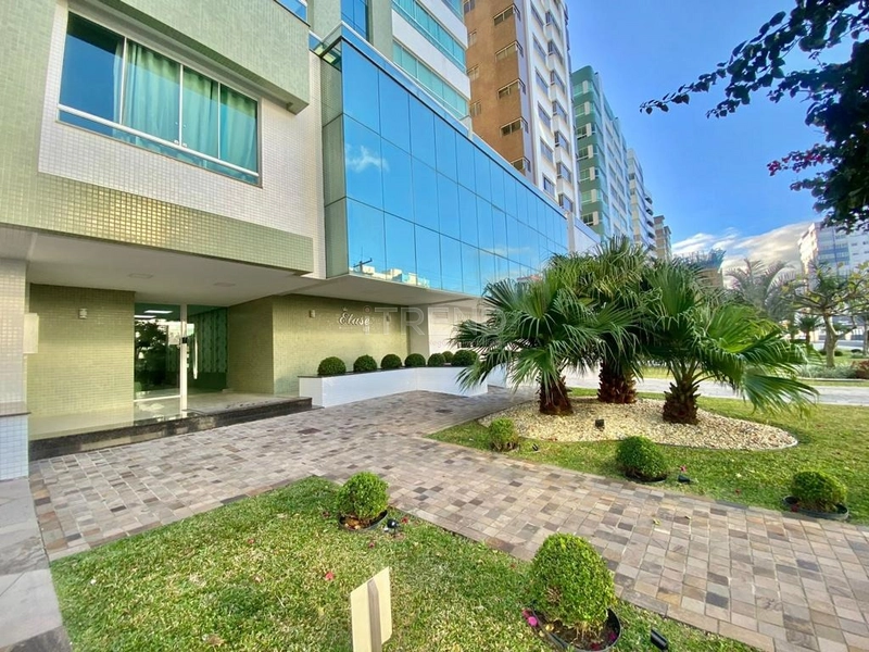 MOBILIADO E DECORADO FRENTE PRAÇA: 20ª foto da galeria de imagens do imóvel