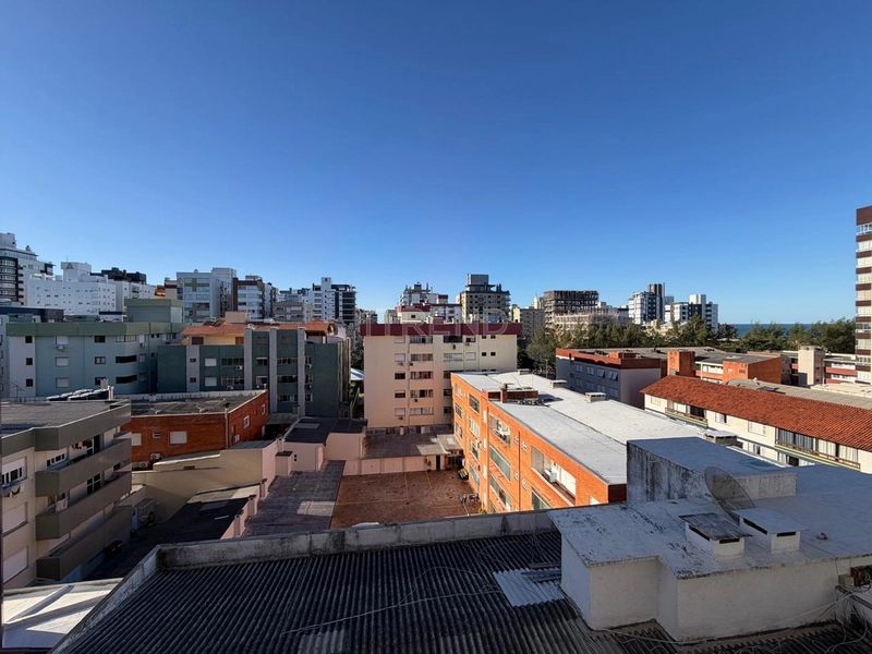 Ao lado da Praça Flávio Boianowski: 3ª foto da galeria de imagens do imóvel