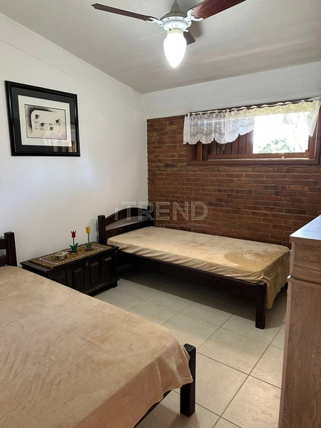 Belíssima casa fora de condomínio: 17ª foto da galeria de imagens do imóvel