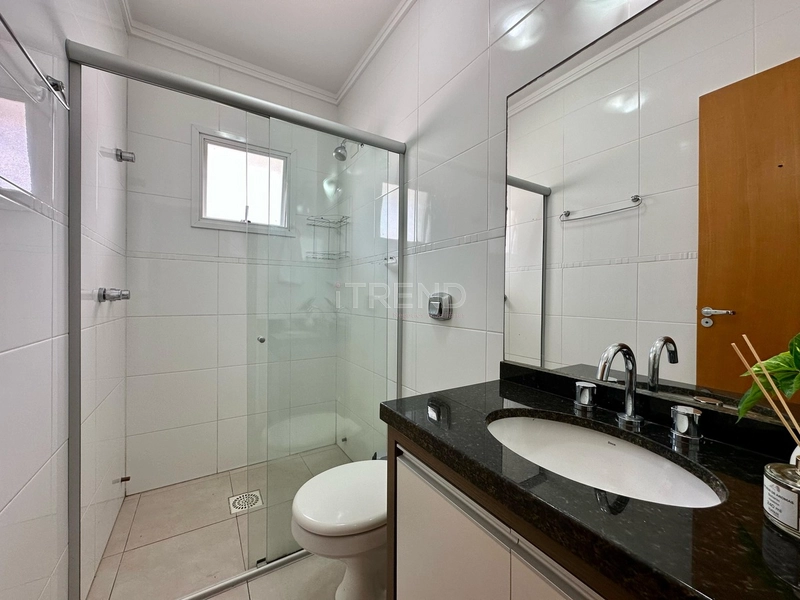 APARTAMENTO DE ESQUINA: 3ª foto da galeria de imagens do imóvel