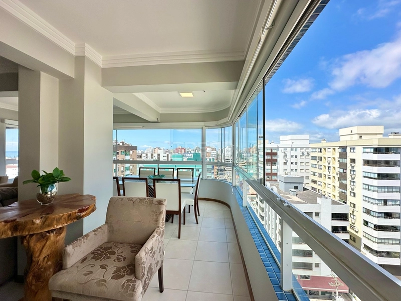 APARTAMENTO DE ESQUINA: 21ª foto da galeria de imagens do imóvel