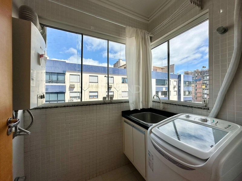 APARTAMENTO DE ESQUINA: 11ª foto da galeria de imagens do imóvel