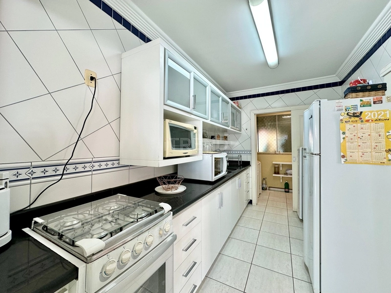 APARTAMENTO À VENDA EM EDIFÍCIO A 2 QUADRAS DA BEIRA MAR: 26ª foto da galeria de imagens do imóvel