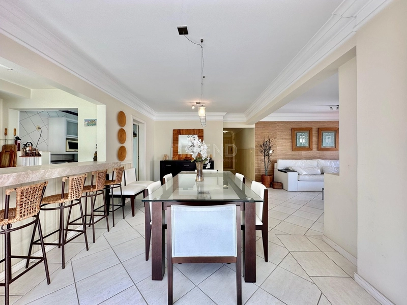 APARTAMENTO À VENDA EM EDIFÍCIO A 2 QUADRAS DA BEIRA MAR: 14ª foto da galeria de imagens do imóvel