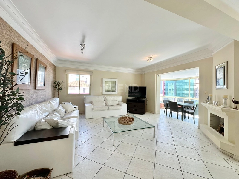 APARTAMENTO À VENDA EM EDIFÍCIO A 2 QUADRAS DA BEIRA MAR: 24ª foto da galeria de imagens do imóvel