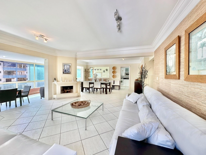 APARTAMENTO À VENDA EM EDIFÍCIO A 2 QUADRAS DA BEIRA MAR: 25ª foto da galeria de imagens do imóvel