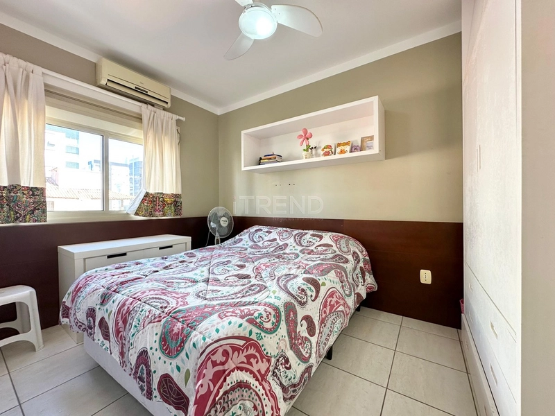 APARTAMENTO À VENDA EM EDIFÍCIO A 2 QUADRAS DA BEIRA MAR: 7ª foto da galeria de imagens do imóvel
