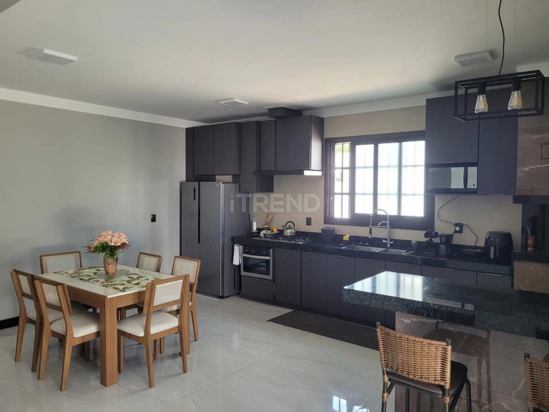 Excelente Casa em Atlântida: 2ª foto da galeria de imagens do imóvel
