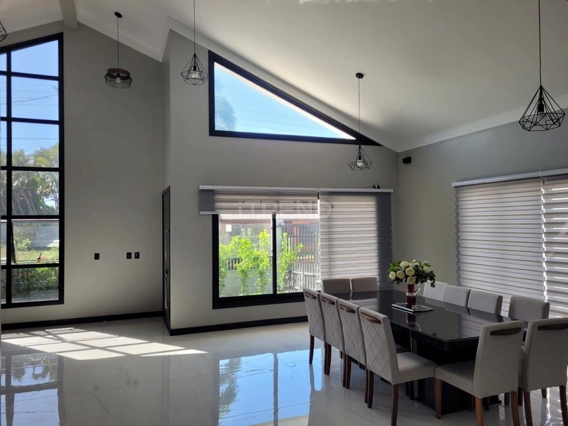 Excelente Casa em Atlântida: 8ª foto da galeria de imagens do imóvel