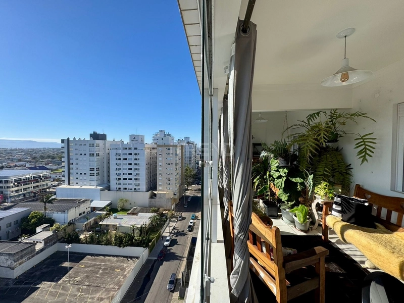 BELÍSSIMA VISTA PARA A SERRA: 13ª foto da galeria de imagens do imóvel