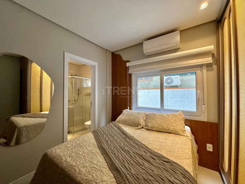 Apartamento mobiliado e decorado com terraço: 3ª foto da galeria de imagens do imóvel