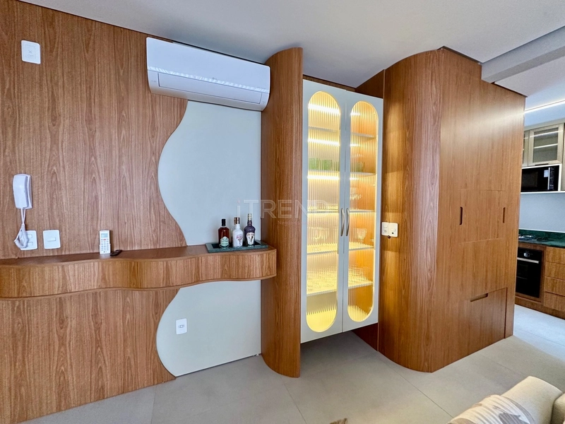 Apartamento mobiliado e decorado com terraço: 2ª foto da galeria de imagens do imóvel